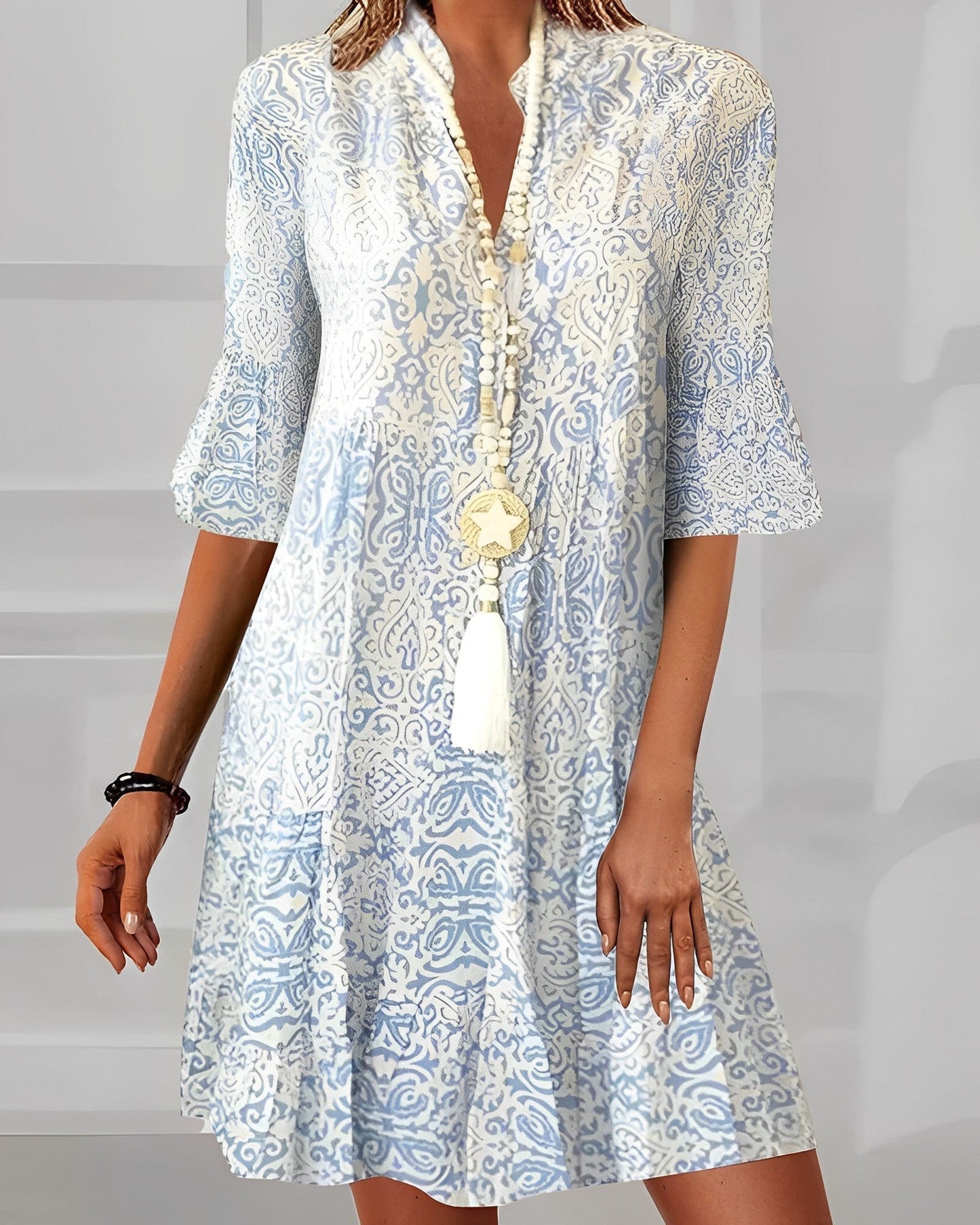 Elegantní dámské šaty s potiskem ve stylu boho