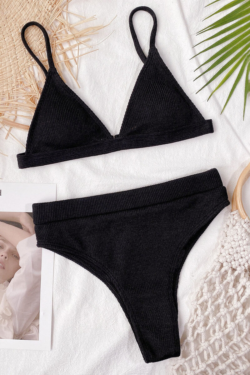 Amparo® | Bikiny s trojúhelníkovým topem a sexy kalhotkami