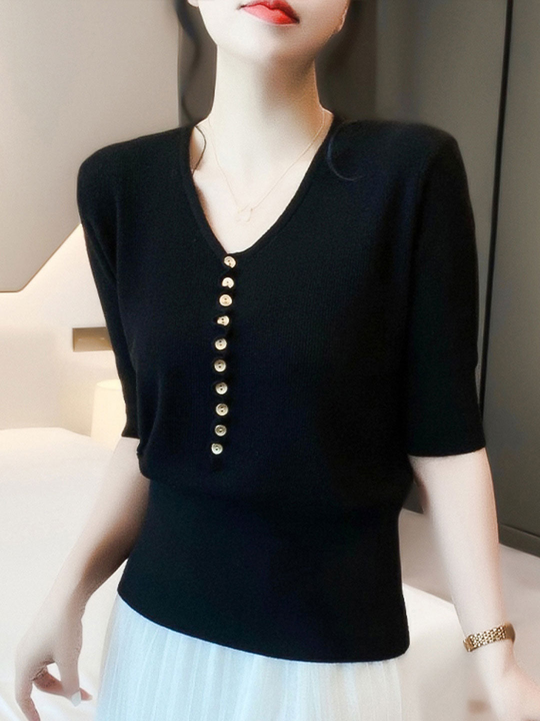 Ciska Top | Ležérní pletený top s výstřihem do V a knoflíky