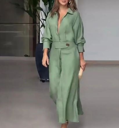 Amytist -Elegantní dámské šaty s dlouhými rukávy a bočním rozparkem