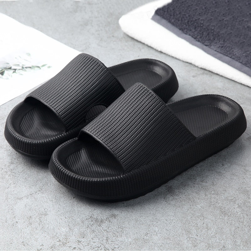 ComfySlides™: Pantofle pro ženy