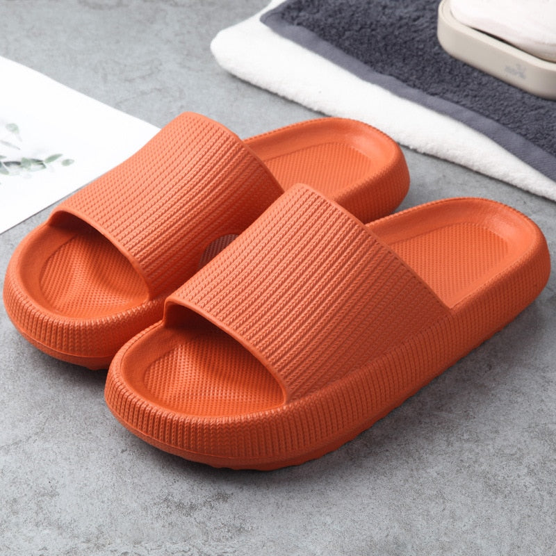 ComfySlides™: Pantofle pro ženy
