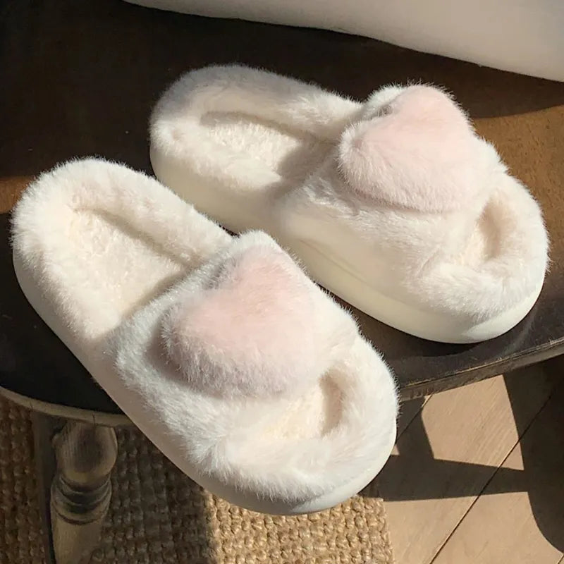 Pantofle Chloe Heart | Fluffy & Warm
