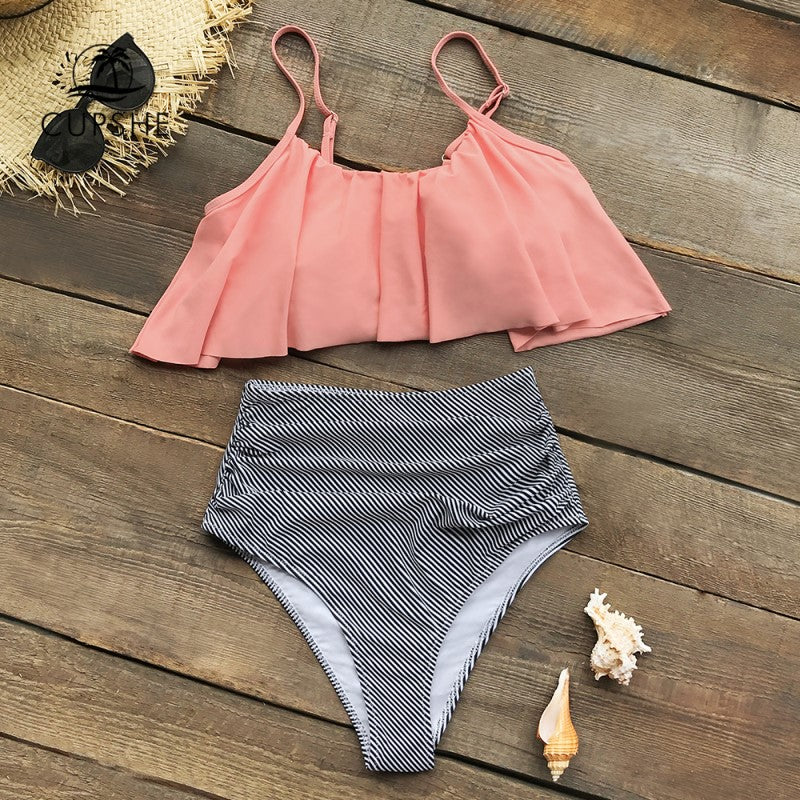 Barevné bikiny s volánky