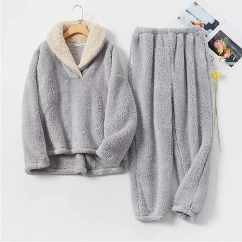 Heidi fashion | Chlupatý pyžamový komplet