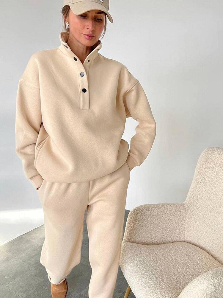 Oversized fleecový běžecký oblek