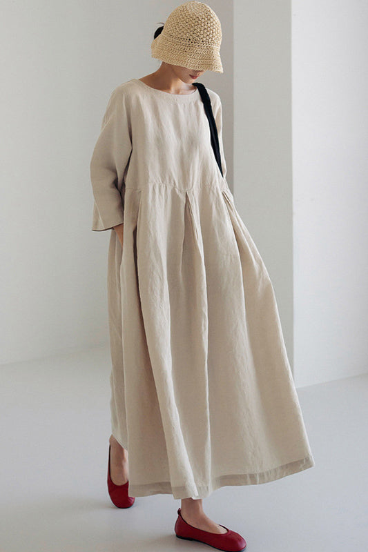 Elegantní dlouhé šaty v minimalistickém stylu s maximálním přirozeným pohodlím
