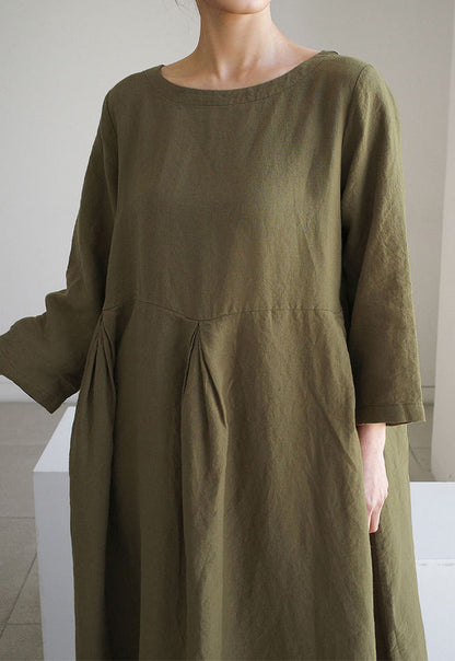 Elegantní dlouhé šaty v minimalistickém stylu s maximálním přirozeným pohodlím
