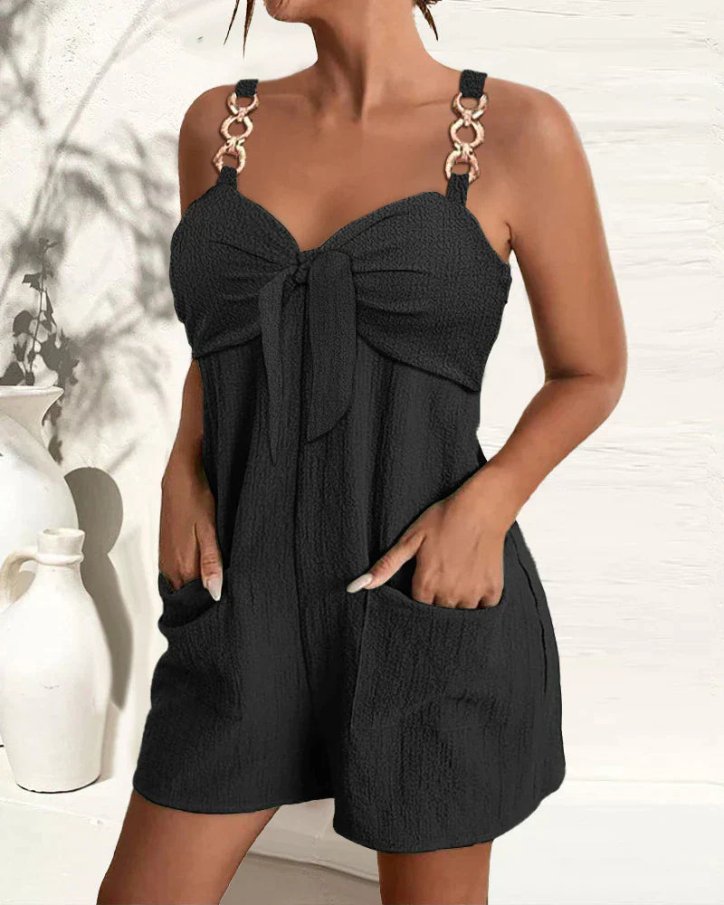 Kombinéza Lexi s řetízkovým páskem | Elegantní a stylové