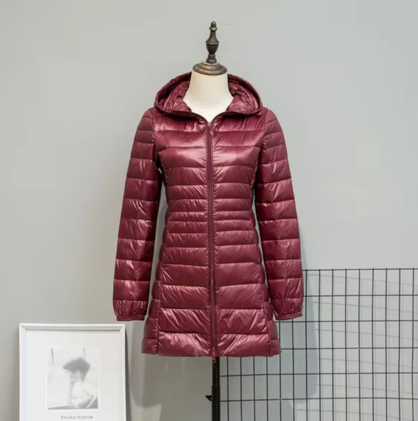 - Puffer bunda s kapucí