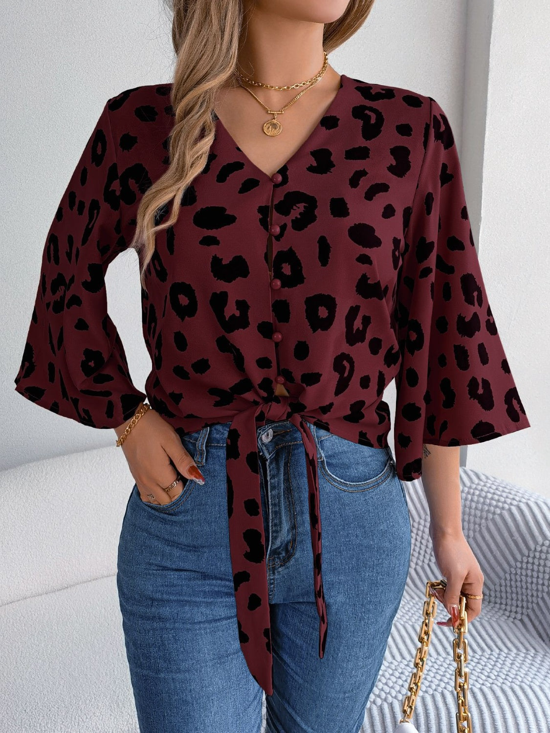 Elena - Stylová dámská halenka Leopard Button