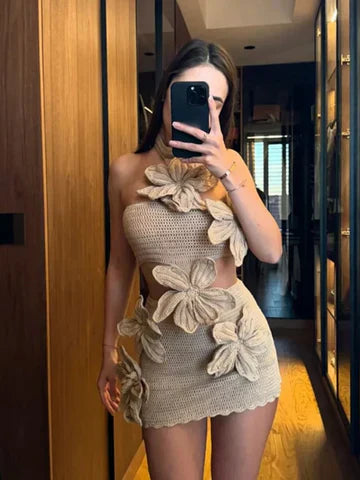 Susan - Pletené květinové mini šaty