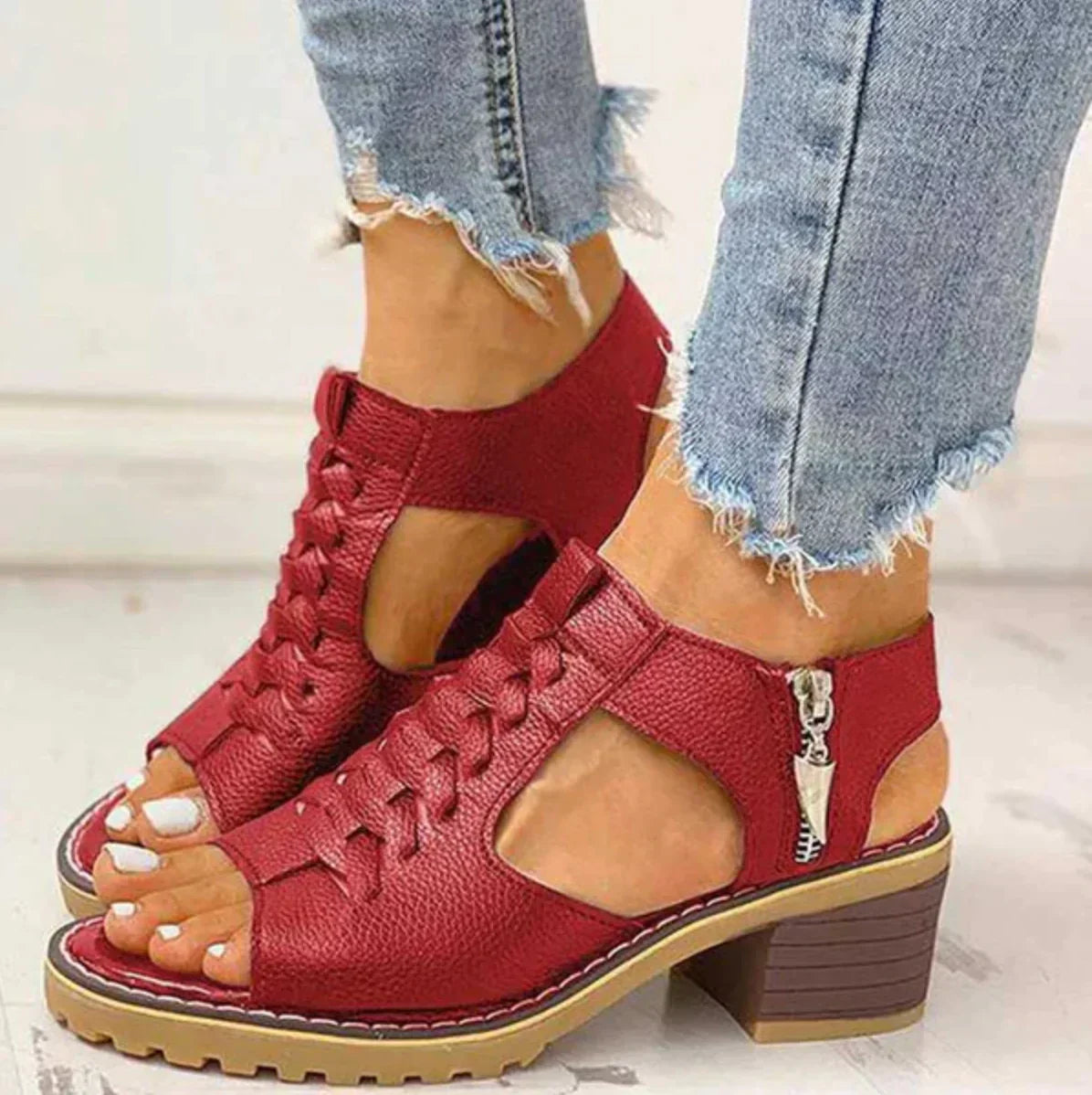 Chloe - Sandály na zip