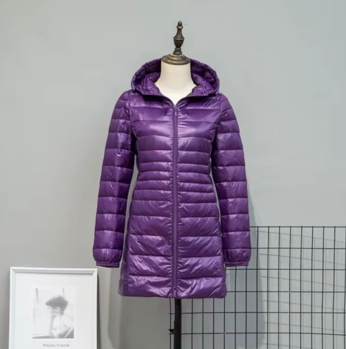 - Puffer bunda s kapucí