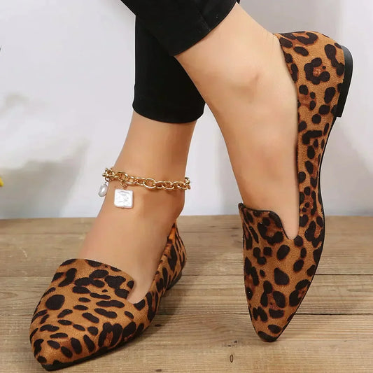Špičaté boty s leopardím potiskem