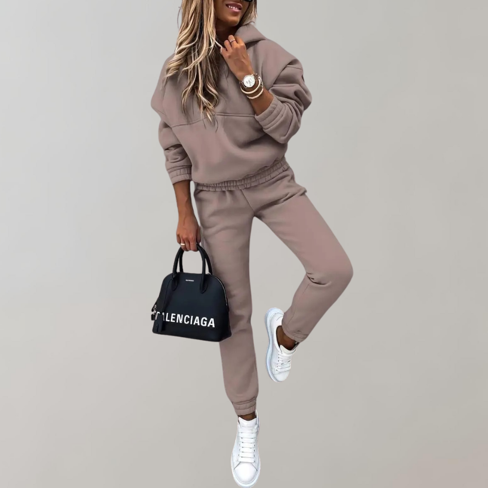 Heidi Fashion | Elegantní sportovní souprava pro ženy