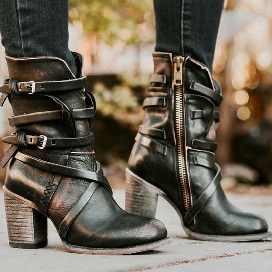 Krátké boty s podpatkem a pásky | Perry Boots