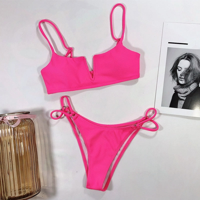 AquaLivv - Brazilské bikiny s výstřihem do V