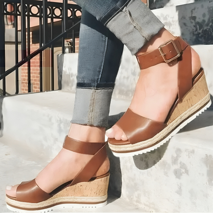 Zoe® | Stylové sandály s klínovým podpatkem