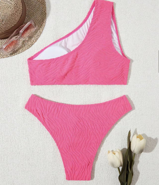 Diskrétní a elegantní bikiny