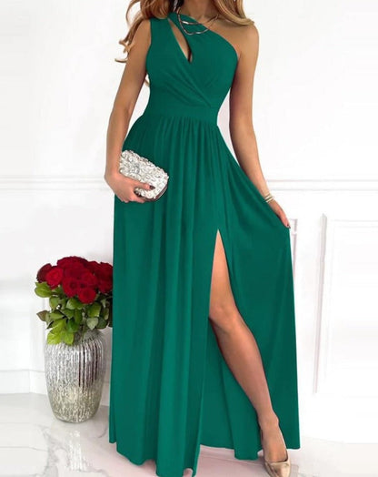Clarisse - Elegantní šaty na jedno rameno se sexy průstřihem