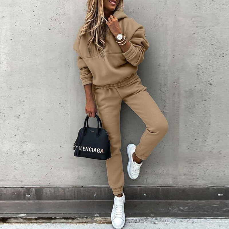 Heidi Fashion - Pohodlný podzimní a zimní běžecký oblek pro ženy