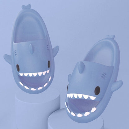 SharkToes™: Sandály se žraločím designem