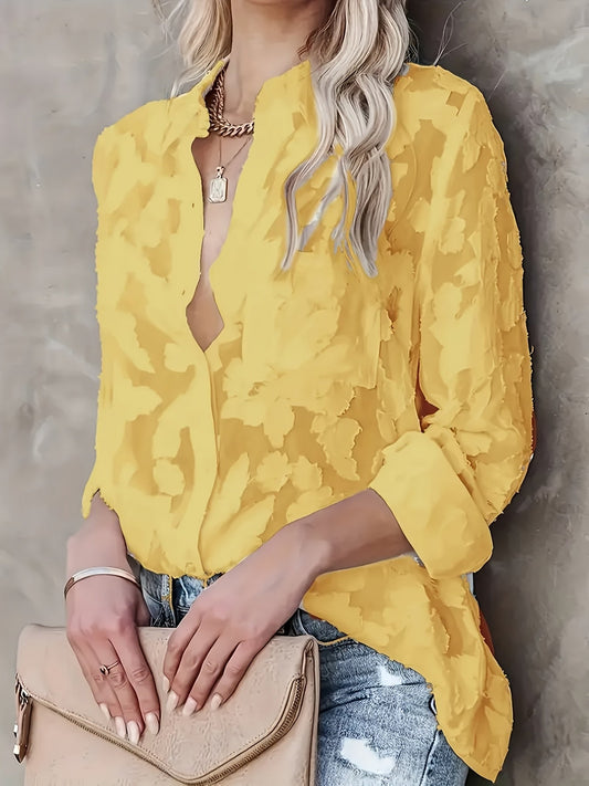 Průhledná halenka s knoflíky - dlouhý rukáv a poloprůhledná tkanina