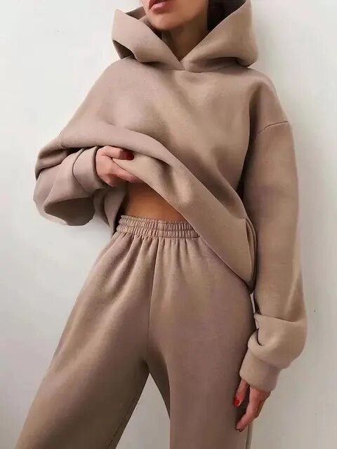 Heidi Fashion - Jednodílné dvoudílné soupravy Oversized tepláková souprava s kapucí