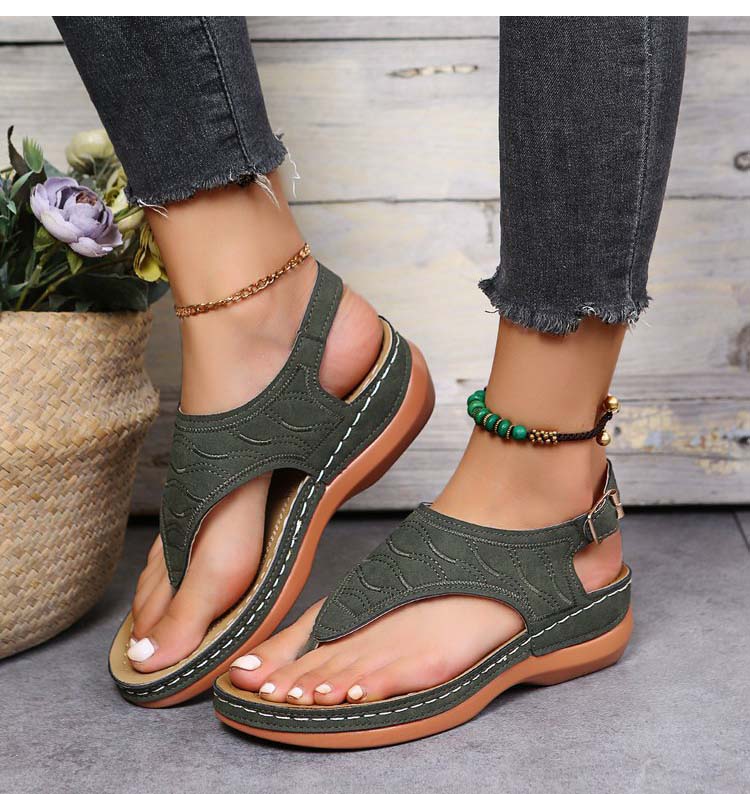 Irene® | Romanza Stylové sandály na klínovém podpatku pro letní plážový look