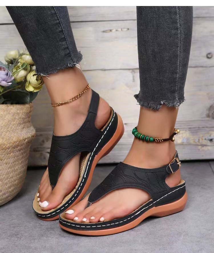 Irene® | Romanza Stylové sandály na klínovém podpatku pro letní plážový look