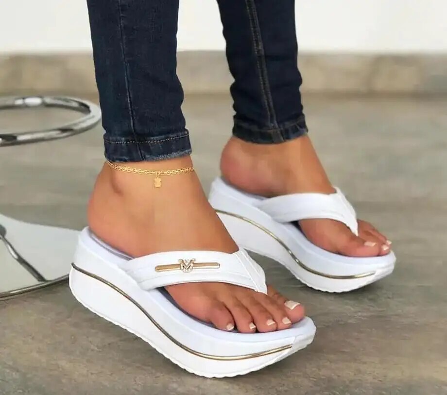 Yara® | Stylové dámské sandály na klínovém podpatku