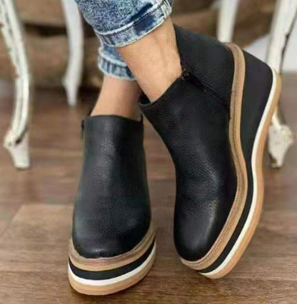 Boty na platformě a klínovém podpatku s elastickým páskem - Slip-On komfort