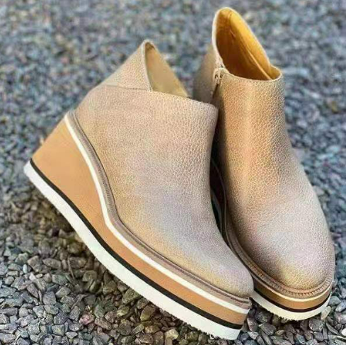 Boty na platformě a klínovém podpatku s elastickým páskem - Slip-On komfort