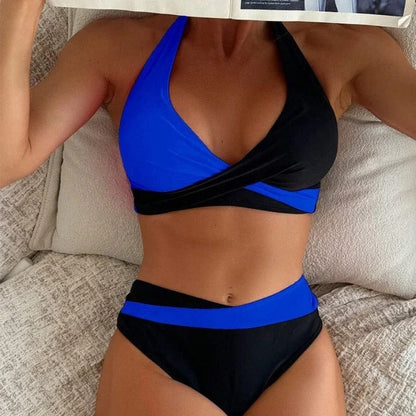 Sexy bikiny bez zad s překříženým páskem
