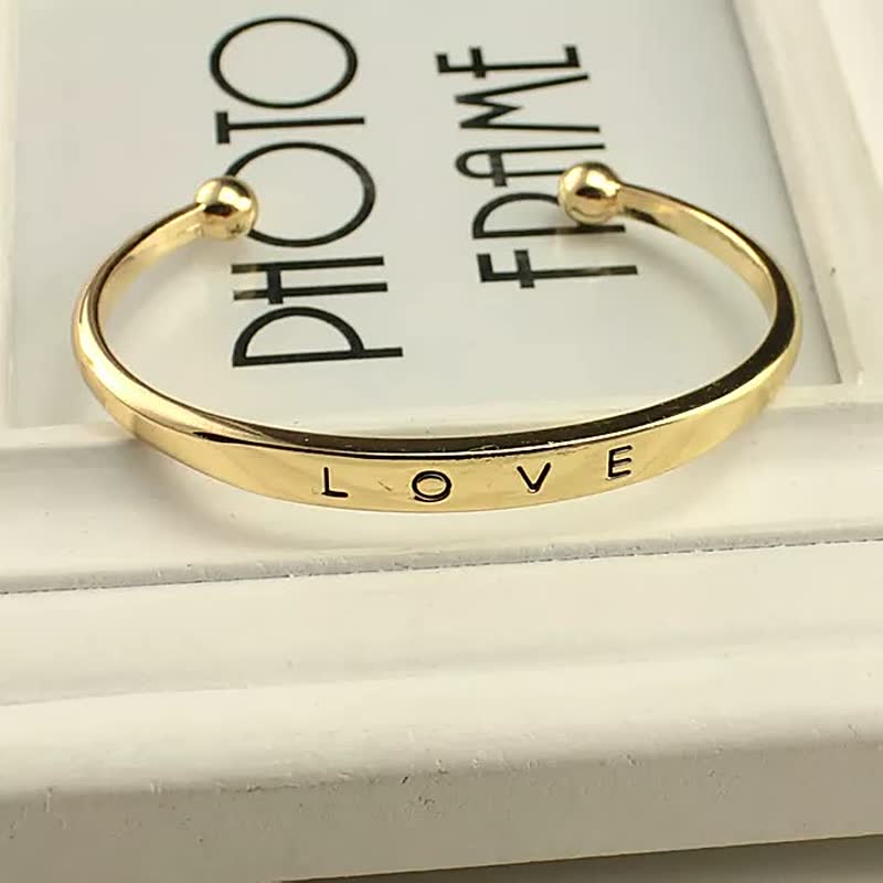 LoveBracelet™: náramek pro ženy